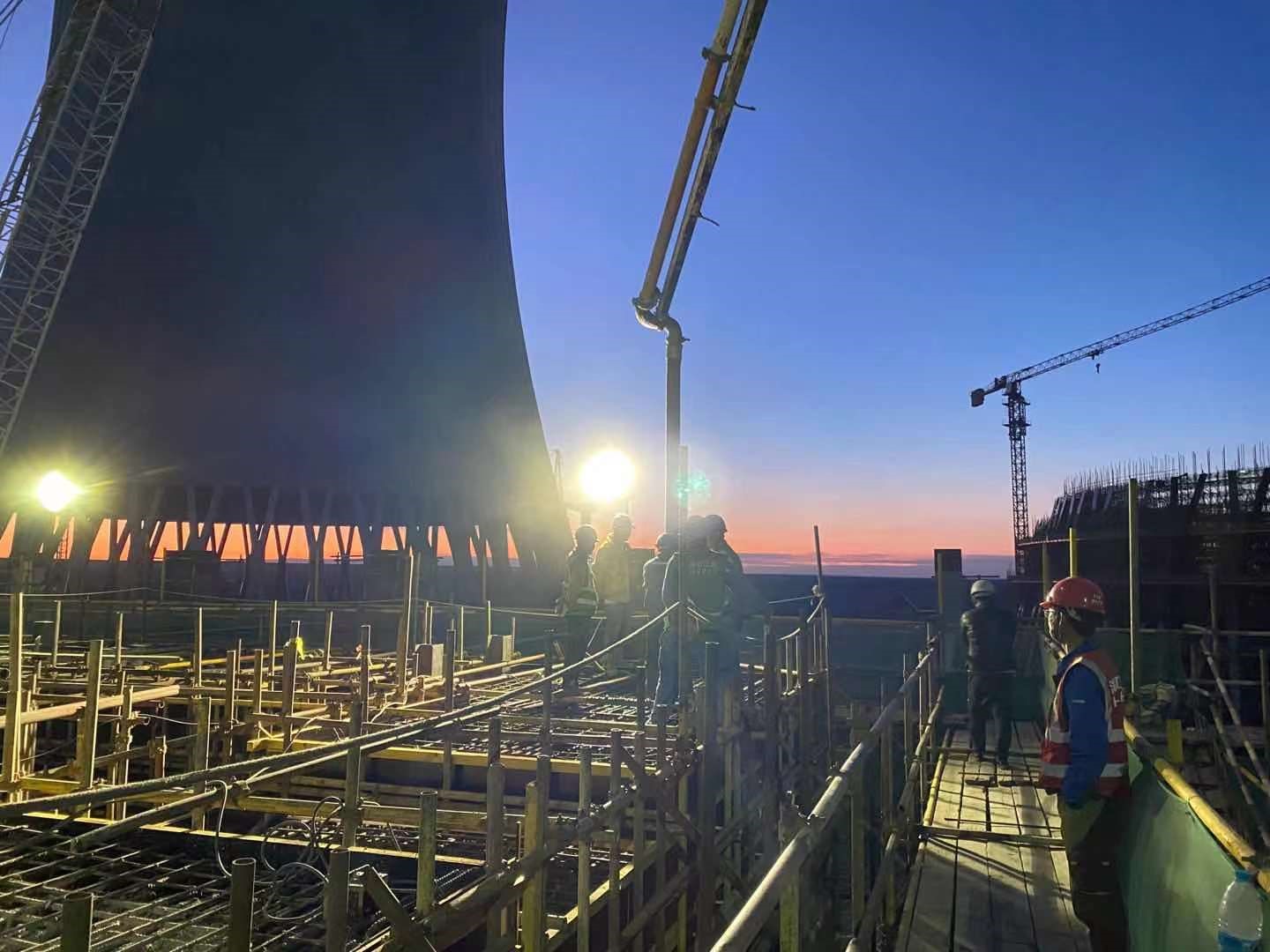 新疆奇台电厂项目汽轮发电机运转层浇筑顺利完成